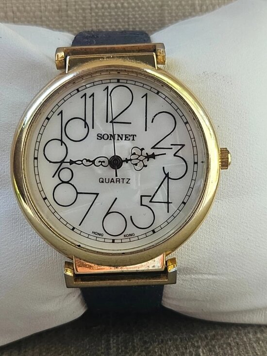 Sonnet Women Watch Blue Lizard Grain Leather Band Analog Quartz Gold Tone main image 9